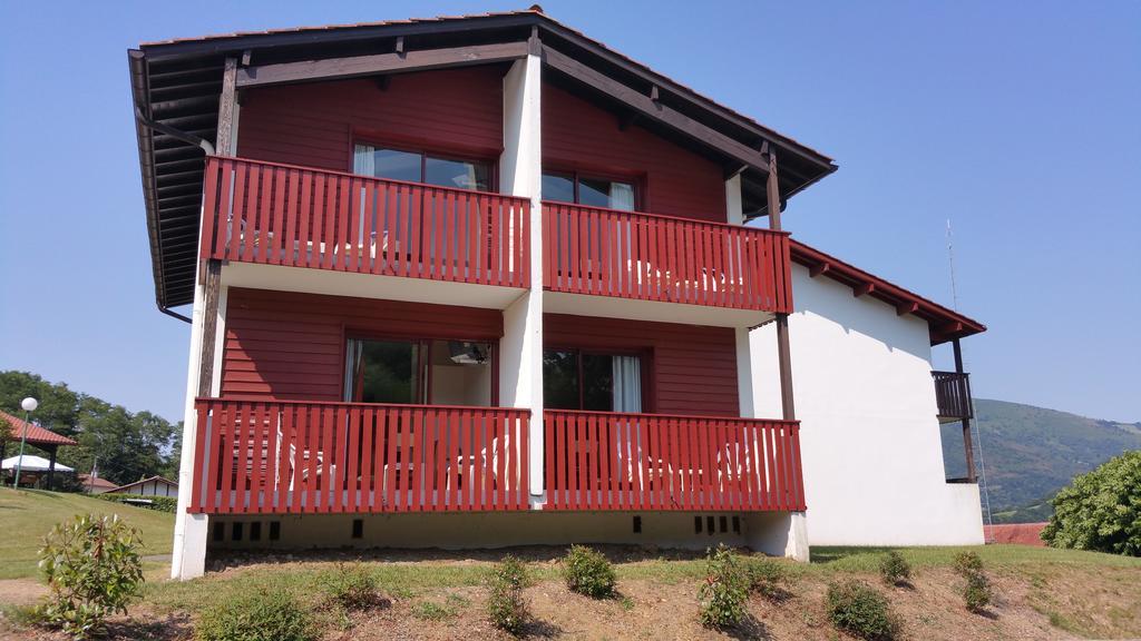 Hotel Vvf Pays Basque Saint-Etienne-De-Baigorry Exterior foto