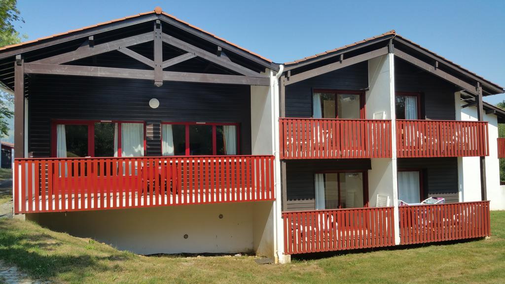 Hotel Vvf Pays Basque Saint-Etienne-De-Baigorry Exterior foto