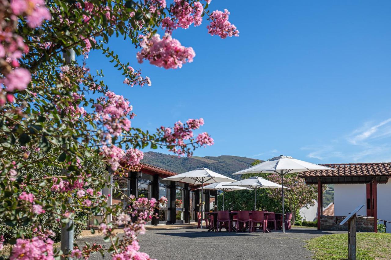 Hotel Vvf Pays Basque Saint-Etienne-De-Baigorry Exterior foto