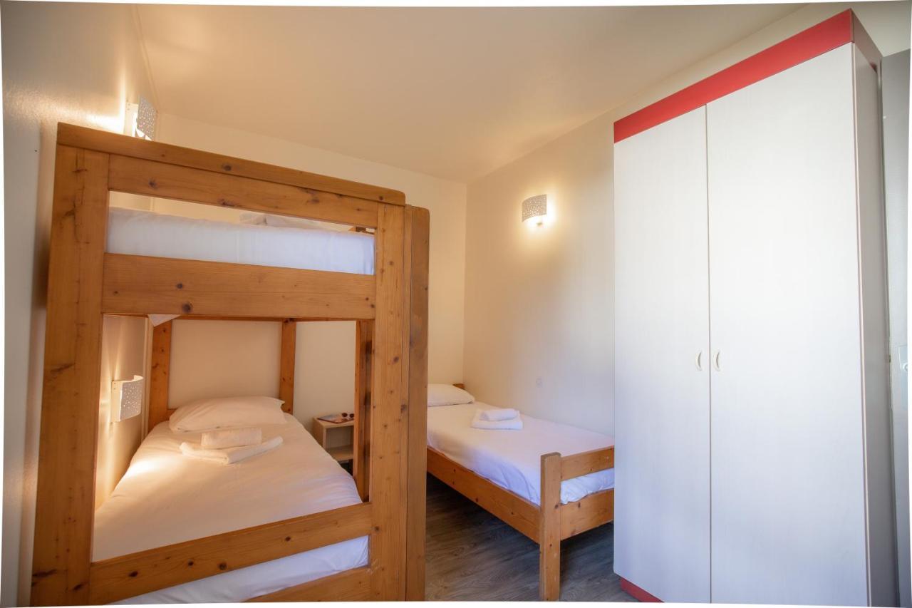 Hotel Vvf Pays Basque Saint-Etienne-De-Baigorry Exterior foto